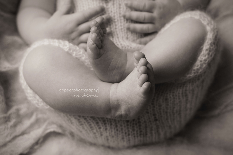 Appear Photography, Hoover, Birmingham, AL newborn baby photographer, baby feet closeup