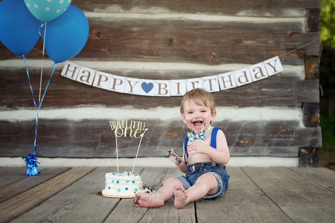 Appear Photography, first birthday photo session, Birmingham, AL children's photographer, smash cake