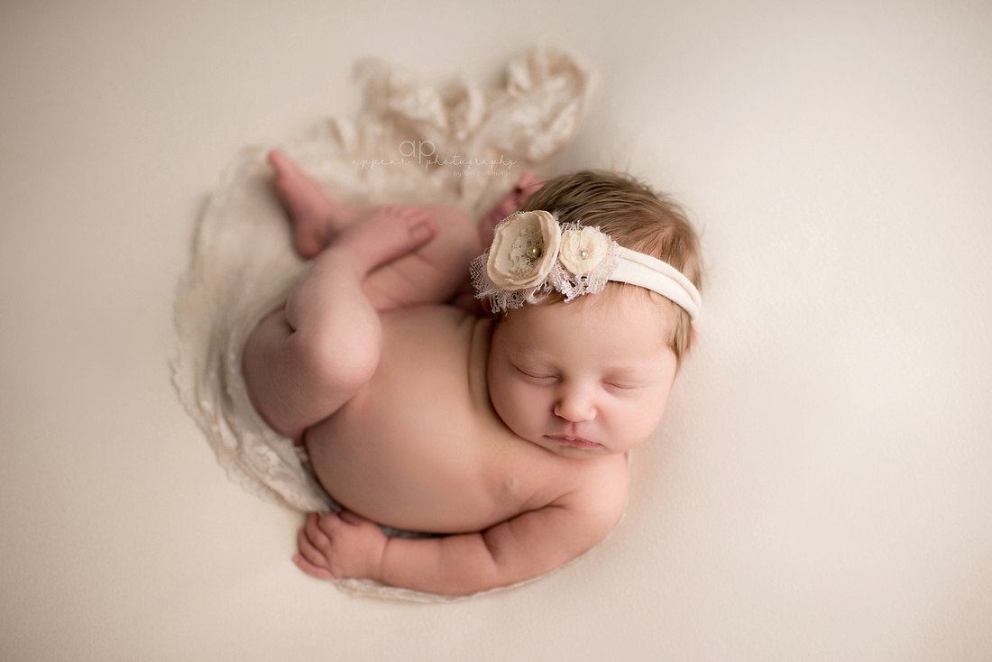 Appear Photography, Hoover, Birmingham, Alabama newborn baby photographer, natural pose