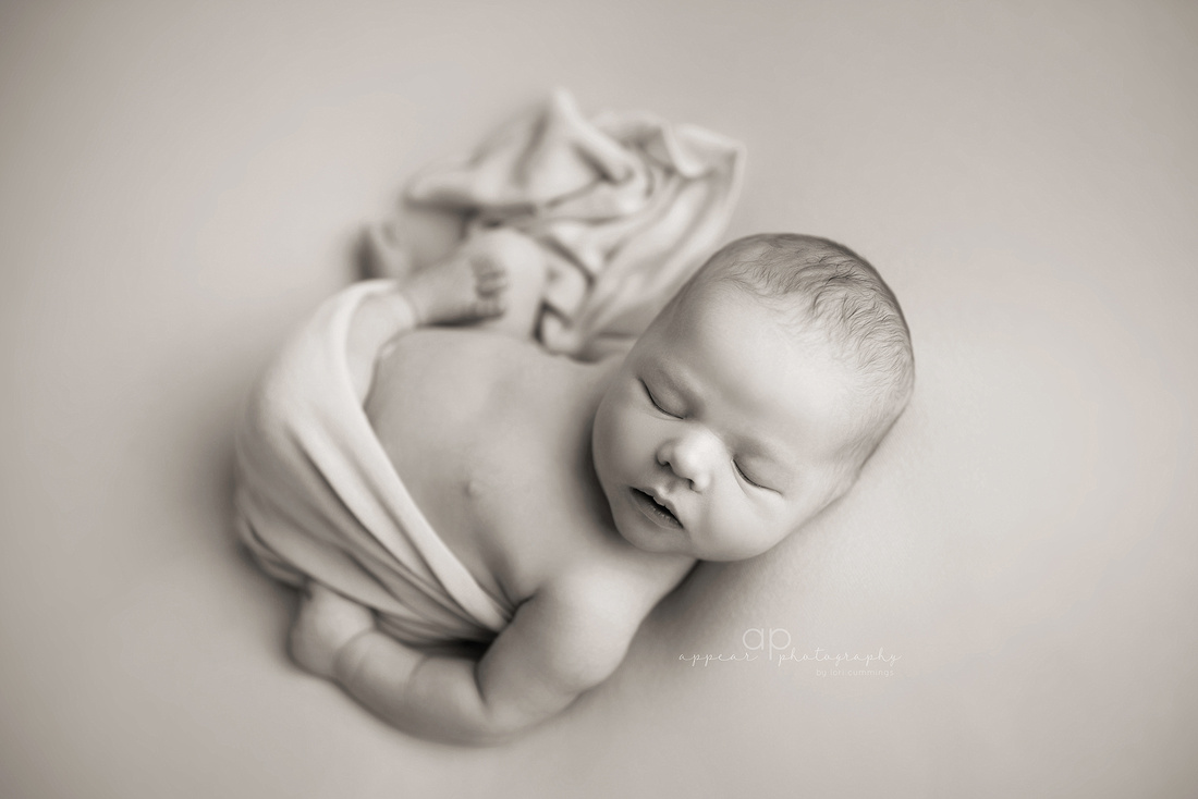 Appear Photography, Birmingham, Alabama newborn baby family photographer