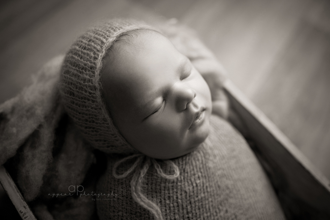 Appear Photography, Birmingham, Alabama newborn baby family photographer