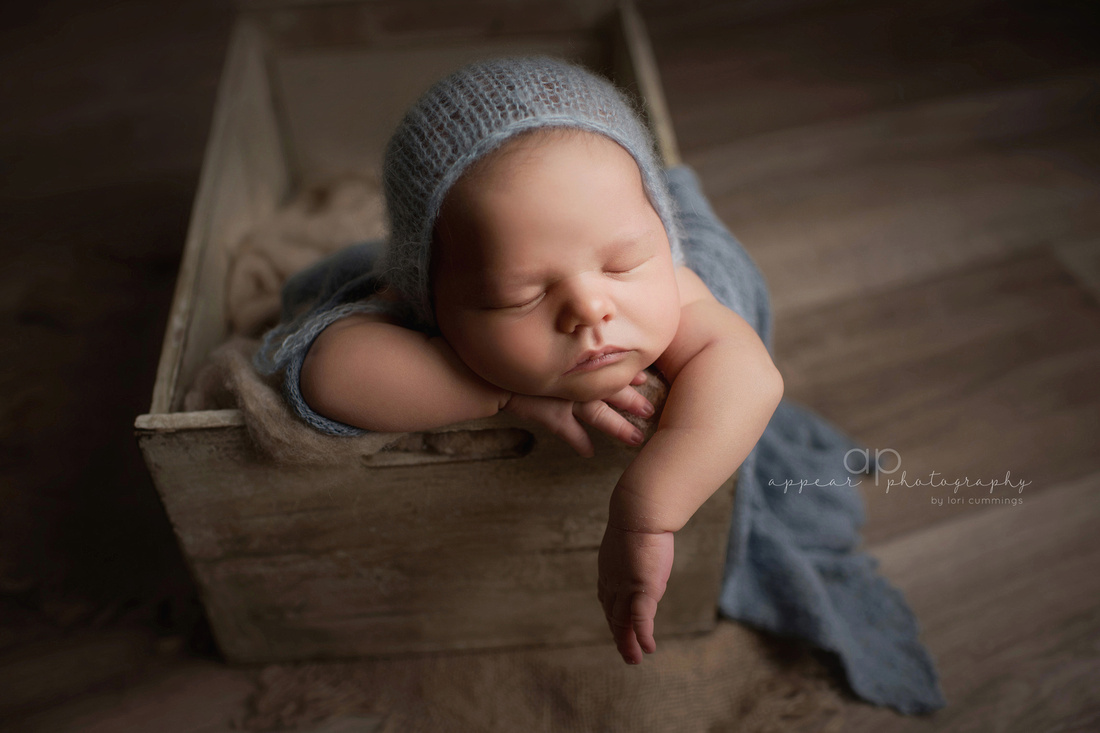 Appear Photography, Birmingham, Alabama newborn baby family photographer