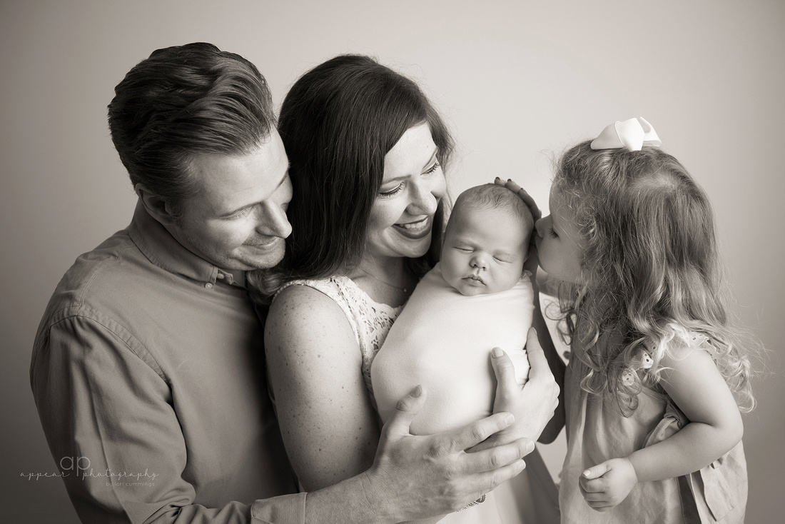 Appear Photography, Birmingham, Alabama newborn baby family photographer