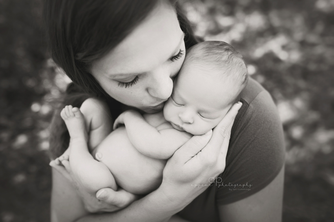 Appear Photography, Hoover, Birmingham, Alabama newborn baby photographer, mom and baby, mother and child